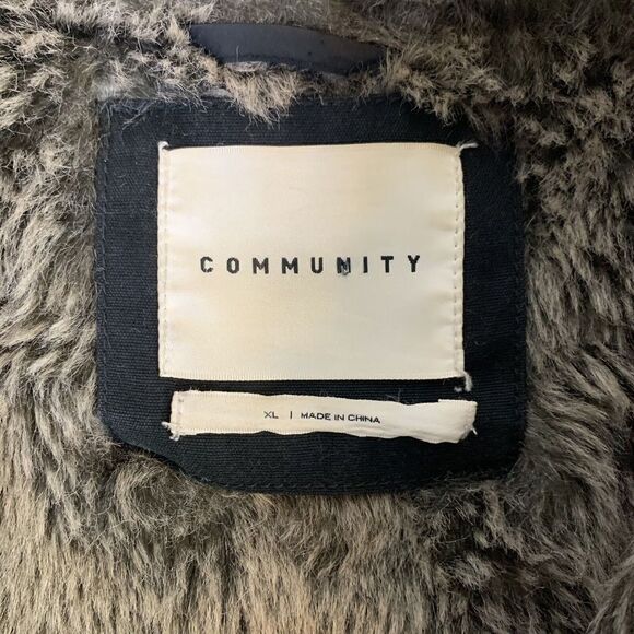 Community Hooded Coat Parka XL Aritzia Black Faux Fur Lined Removeable Lining - Picture 6 of 12